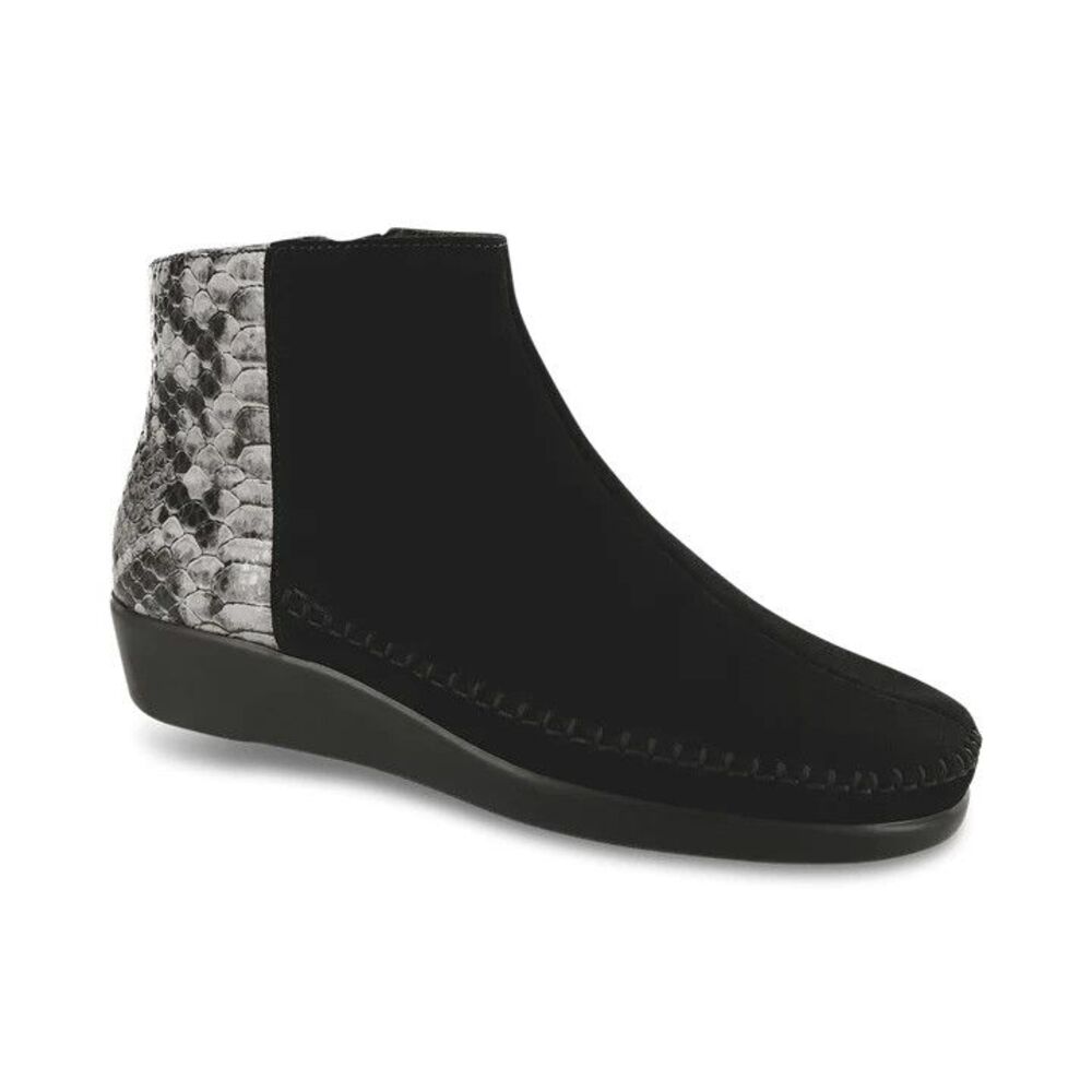SAS Tripad Comfort Jade Womens 9.5M Black Suede Snake Print Wedge Ankle Boot USA